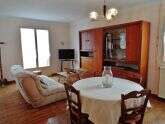 APPARTEMENT DANS MAISON