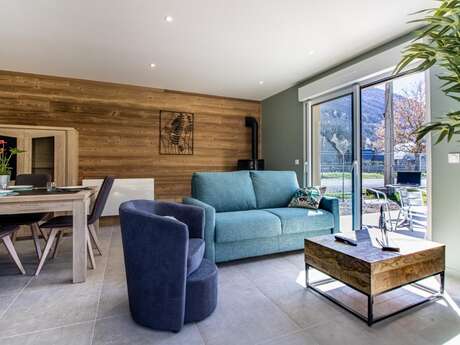 LOURON LODGE