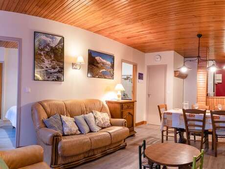 APPARTEMENT DANS RÉSIDENCE