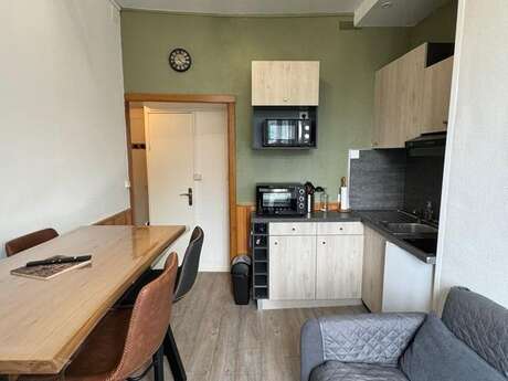 APPARTEMENT DANS RÉSIDENCE