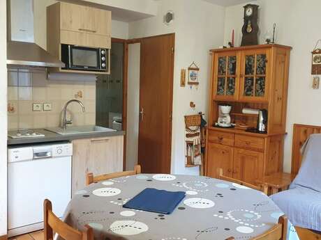 APPARTEMENT DANS RESIDENCE