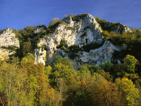 GROTTES FORTIFIÉES DE LORTET