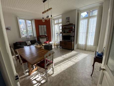 APPARTEMENT DANS RESIDENCE
