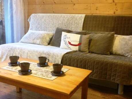 APPARTEMENT DANS RESIDENCE LES FERMES DE SAINT-LARY