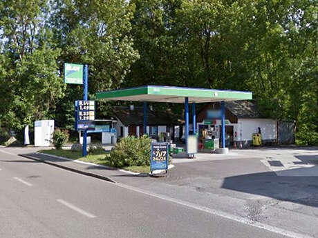 STATION SERVICE ELAN-BROUCA
