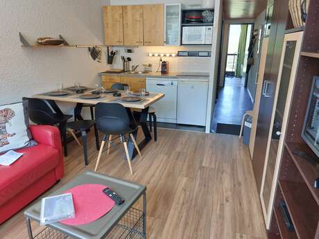 RESIDENCE ESTARAGNE I - 8