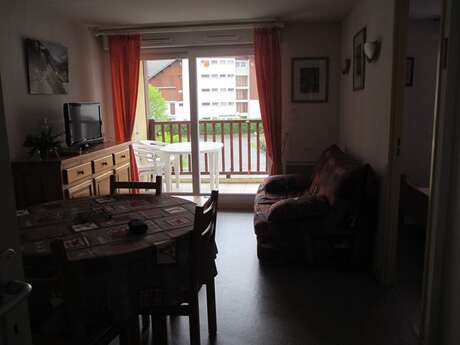 APPARTEMENT DANS RÉSIDENCE VIGNEMALE