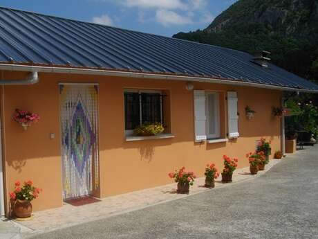 GITES FONTAN : MAISON "LE JARDIN"