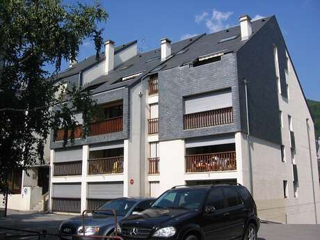 APPARTEMENT DANS RESIDENCE AURETTE
