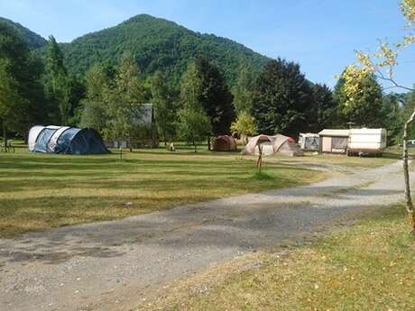 AIRE NATURELLE DE CAMPING