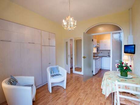 APPARTEMENT N° 11