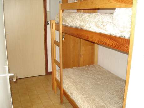 APPARTEMENT DANS RÉSIDENCE AURETTE