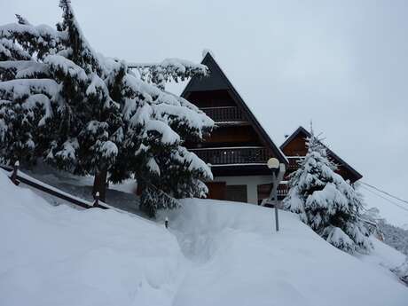 LA CABANE - VILLAGE DES CHALETS