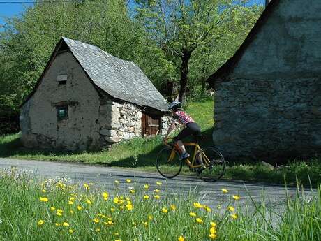 LE COL DE COURADUQUE PAR LA VALLEE D'ESTAING