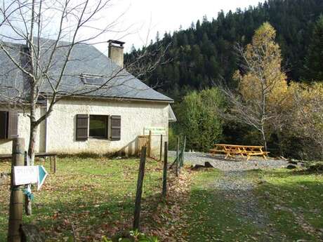 GITE D'ETAPE "LE HAUGAROU" GITE D'ETAPE "LE HAUGAROU"