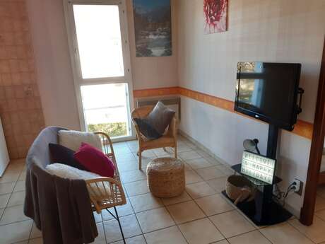APPARTEMENT "HAUTACAM" DANS MAISON