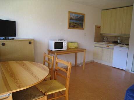 APPARTEMENT DANS RESIDENCE BEL AURE