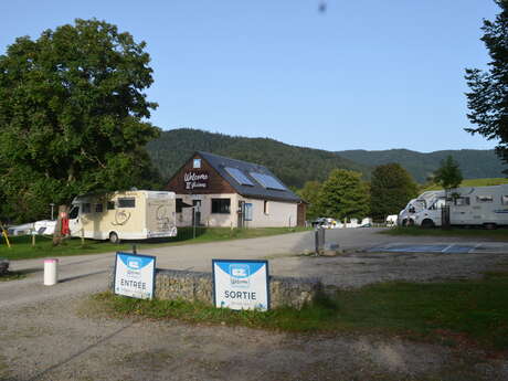 AIRE POUR CAMPING-CARS WELCOME - LES 4 VEZIAUX