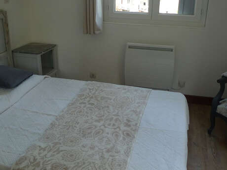 APPARTEMENT 3 DANS RESIDENCE