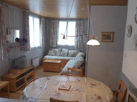 APPARTEMENT 8 DANS RESIDENCE