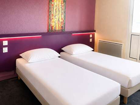 DOMUS HOSTEL