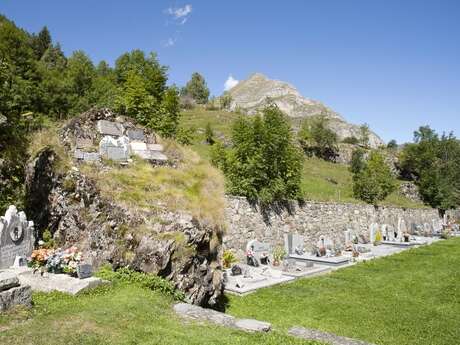 CIMETIÈRE DES PYRÉNÉISTES