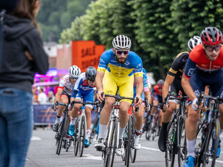 Course cycliste nocturne Course cycliste nocturne