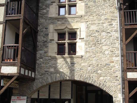 LA CAHUTE
