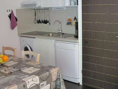 APPARTEMENT DANS RESIDENCE