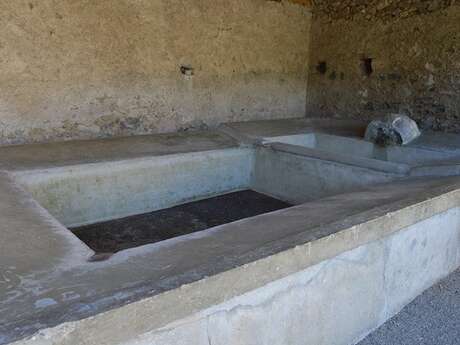LAVOIR OURDE