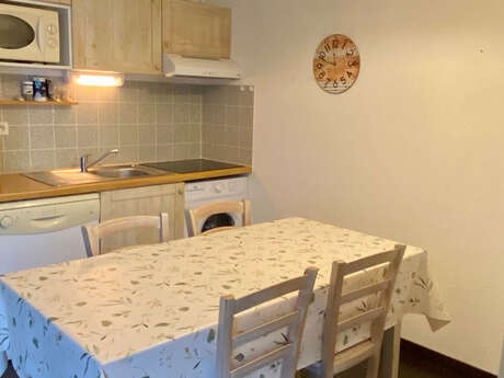 APPARTEMENT DANS RESIDENCE