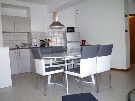 APPARTEMENT DANS RESIDENCE