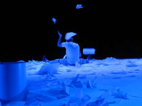 Spectacle: "Décidément bleu"
