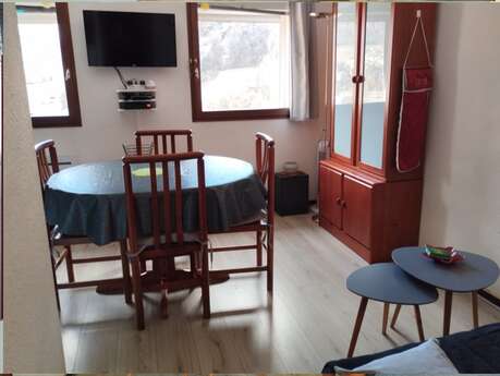 APPARTEMENT DANS RESIDENCE