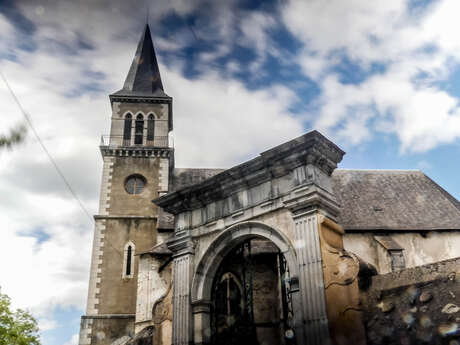 Visite du village et de l'église de Pouzac
