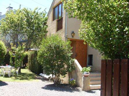 APPARTEMENT DANS MAISON