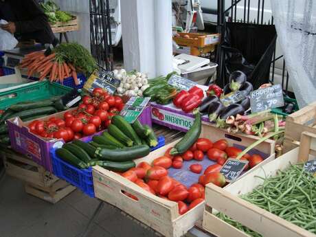 MARCHÉ DE GALAN
