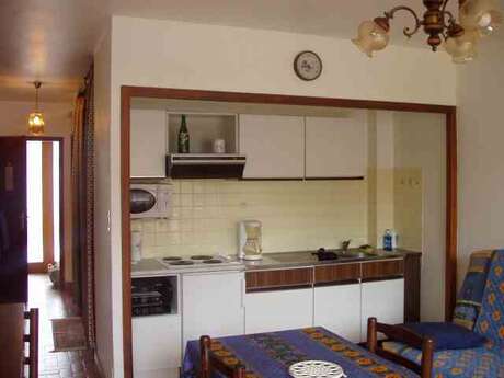 APPARTEMENT DANS RESIDENCE PLEIN SUD