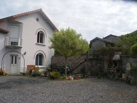 MAISON MENJOUN