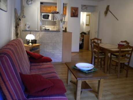 APPARTEMENT DANS RESIDENCE