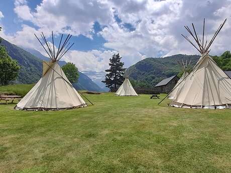 LES TIPIS INDIENS