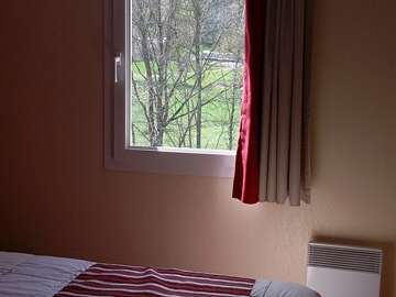APPARTEMENT DANS RESIDENCE LES RIVES DE L'AURE