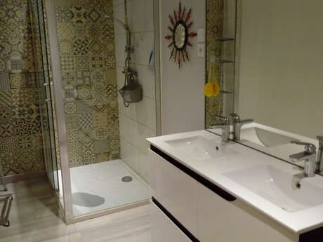 APPARTEMENT RDC GAUCHE