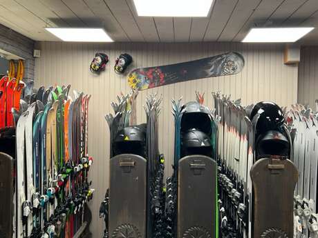 SPORT 2000 - AIGLE SKI
