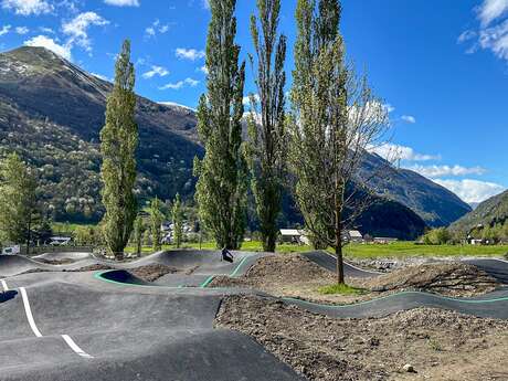 PUMPTRACK