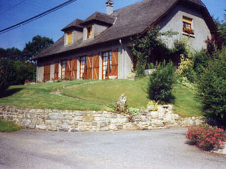 APPARTEMENT DANS MAISON "CHEZ MONIQUE"