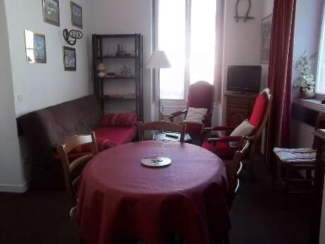 APPARTEMENT DANS RESIDENCE