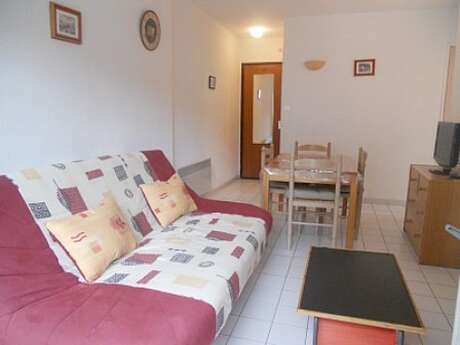 APPARTEMENT DANS RESIDENCE