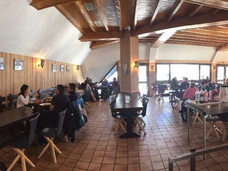 LES MERLANS RESTAURANT D'ALTITUDE