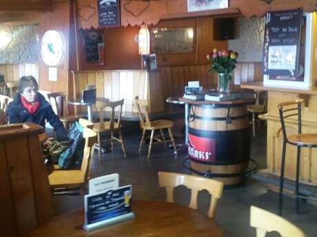BAR LA TAVERNE